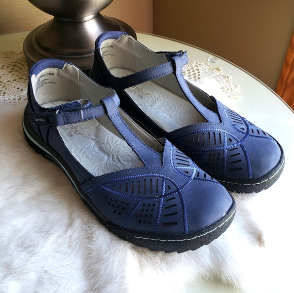 Jambu "Bridget" T-strap Shoes-Size 8